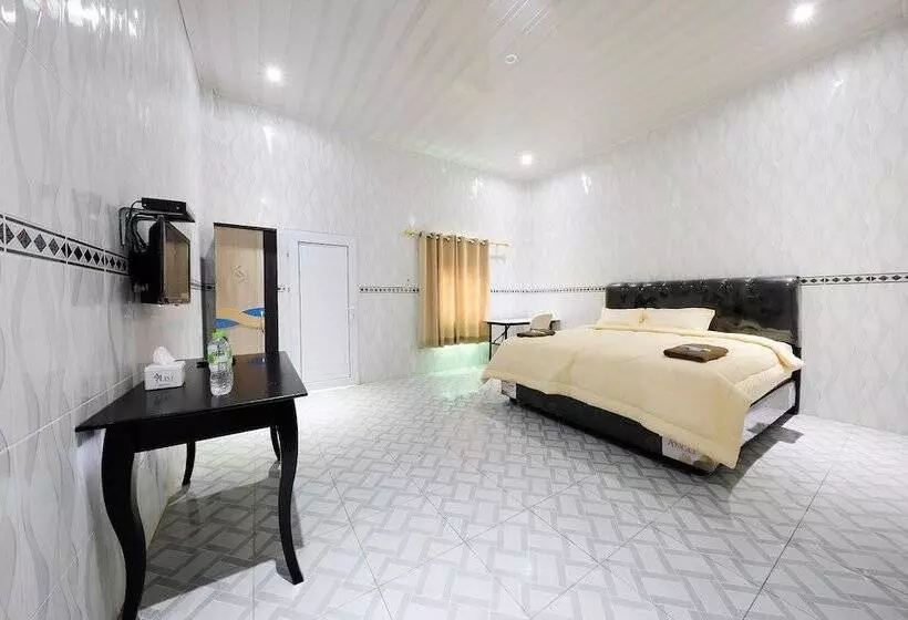 Hotelli Mega Nasional Seaview