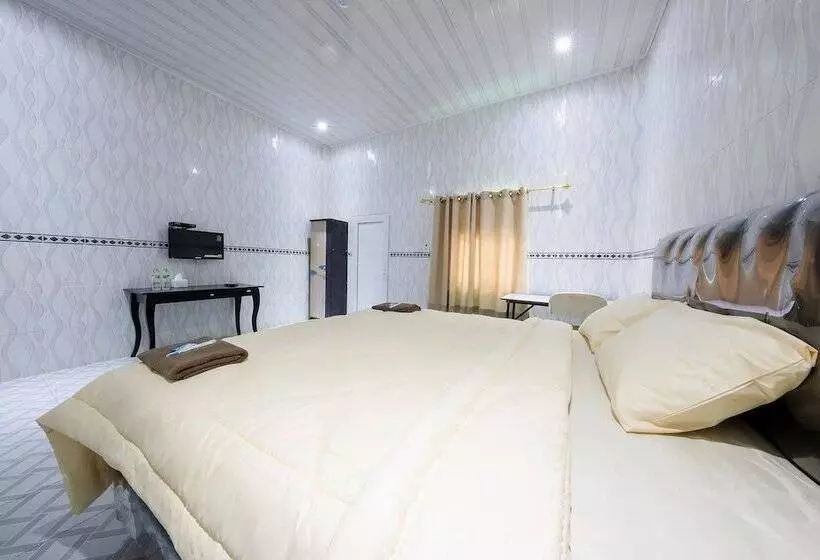 Hotelli Mega Nasional Seaview