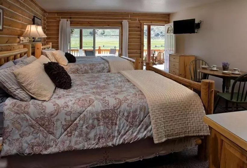 ホテル Redfish Riverside Inn