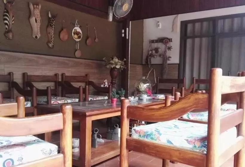 هتل Residencial Pinocho