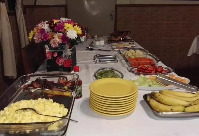 هتل Residencial Pinocho