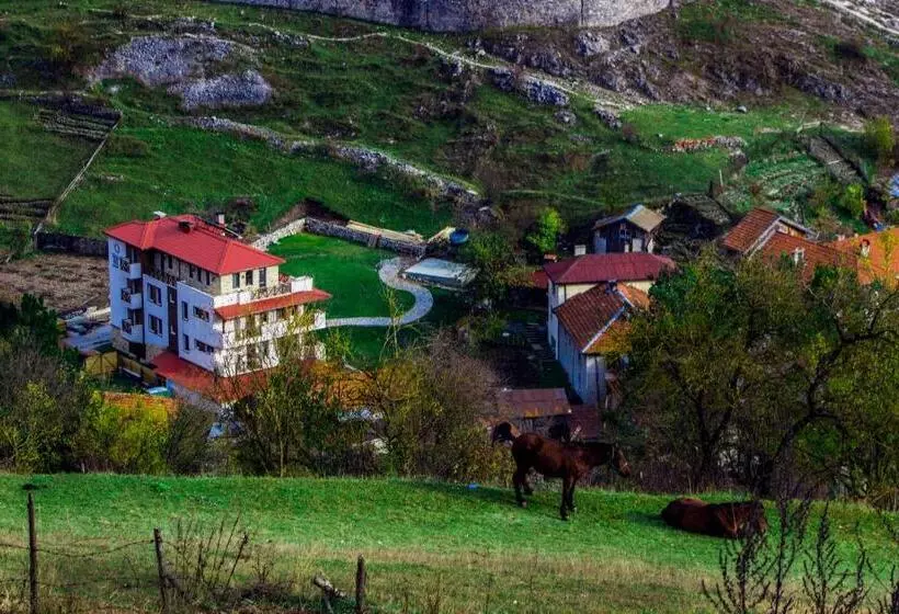 هتل Trigrad