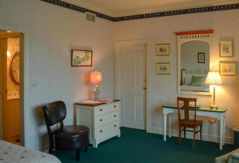 住宿加早餐  Oakmont Inn