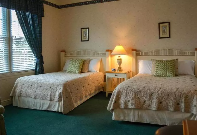 ベッドアンドブレックファースト Oakmont Inn