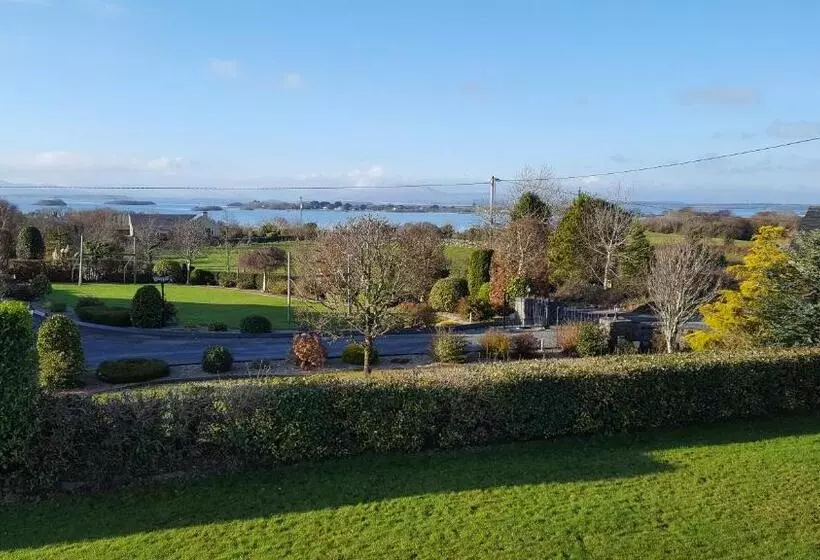 ベッドアンドブレックファースト Leroy´s Lodge