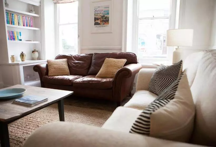 Aamiaismajoitus (B&B) The Victoria