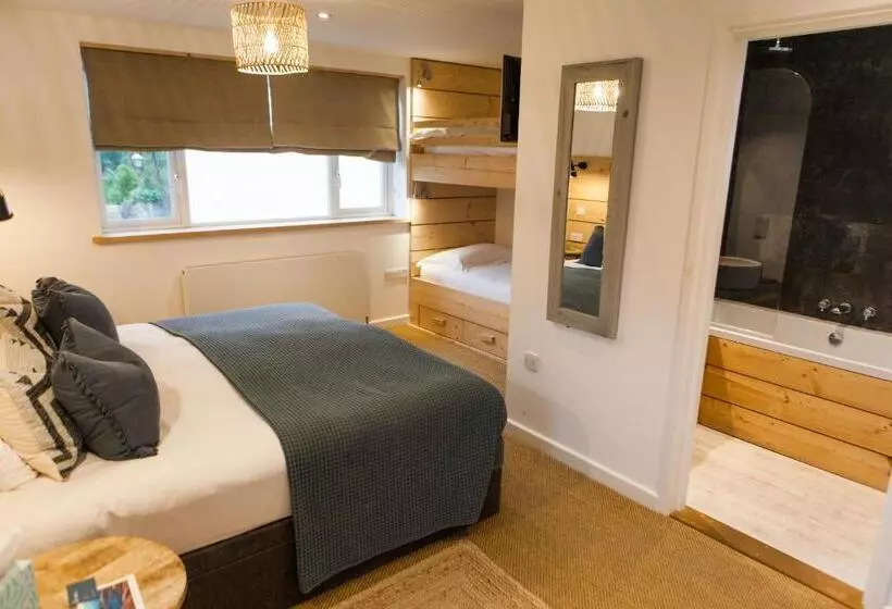 Aamiaismajoitus (B&B) The Victoria