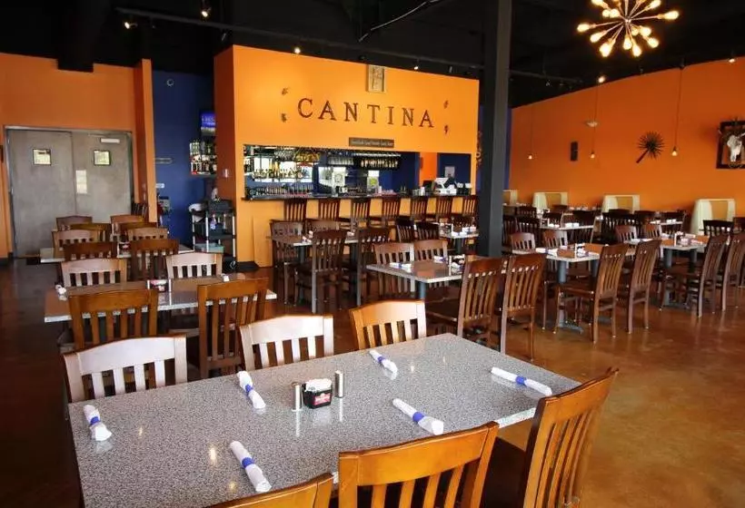 Hotelli Amelia Extended Stay &