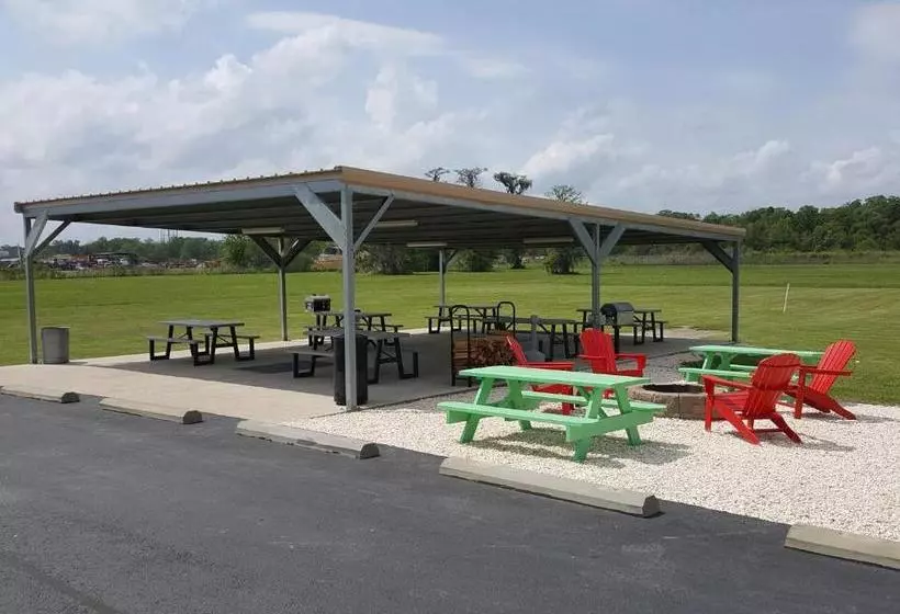 Hotelli Amelia Extended Stay &