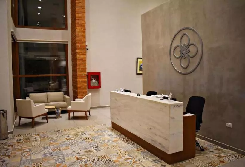 هتل Boutique Las Hortensias