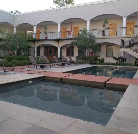 هتل Boutique Las Hortensias