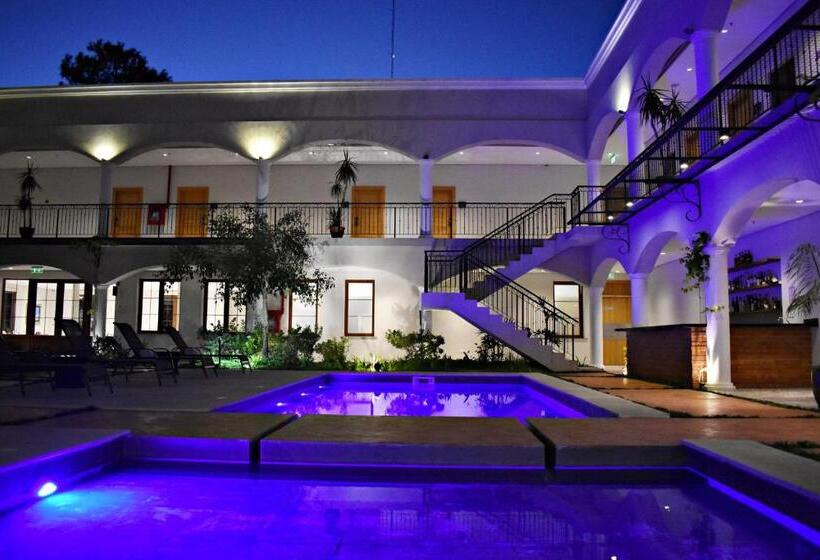 هتل Boutique Las Hortensias