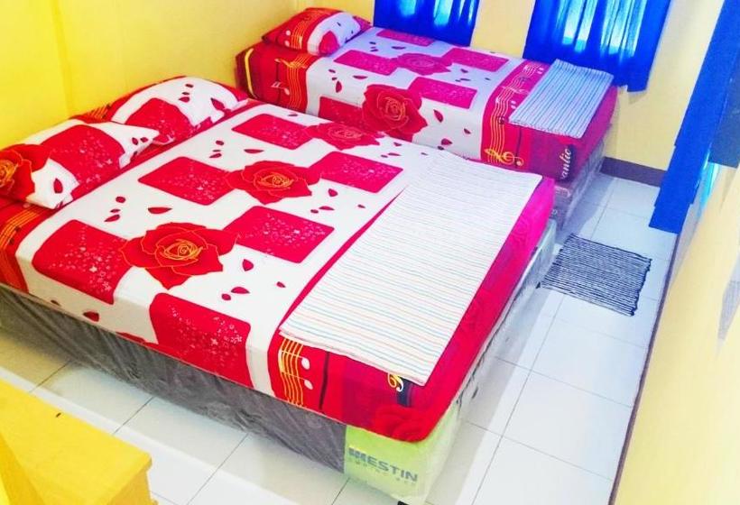 בית מלון כפרי Wisma Astina Graha