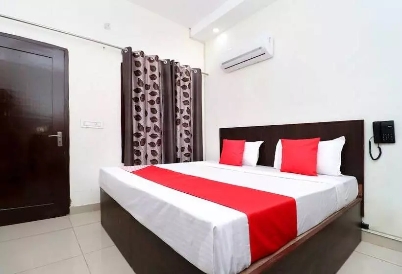 Oyo 24142 Hotel Smart King
