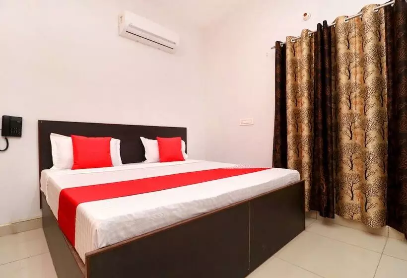 Oyo 24142 Hotel Smart King