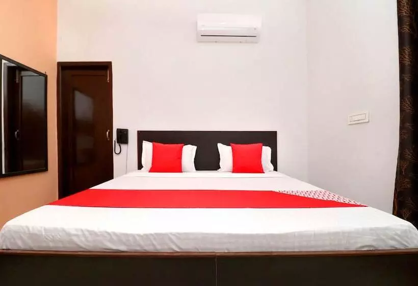 Oyo 24142 Hotel Smart King