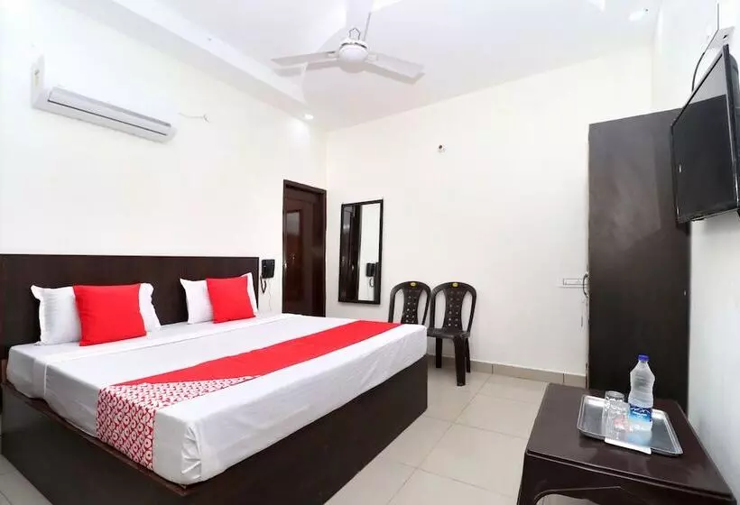 Oyo 24142 Hotel Smart King