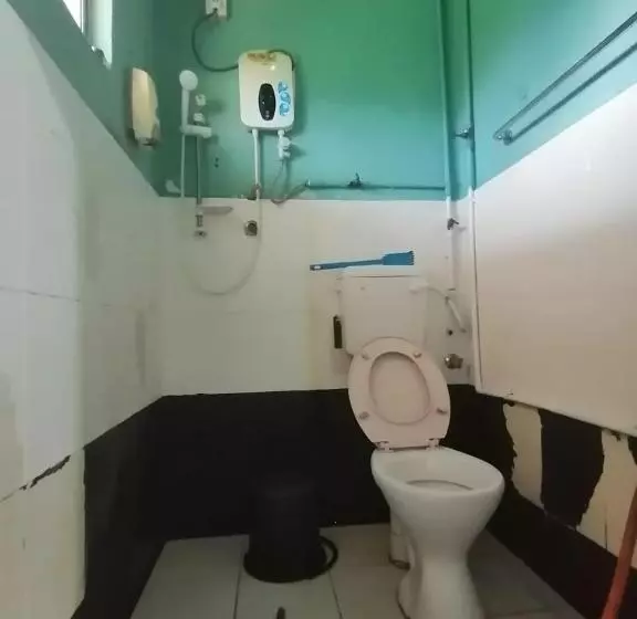 Retkeilymaja Fbs Inn Dungun