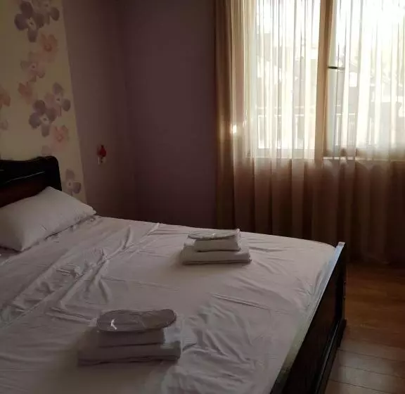 هاستل White House In Kakheti Eniseli
