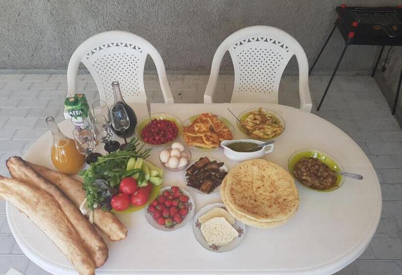 هاستل White House In Kakheti Eniseli