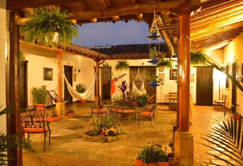 Aamiaismajoitus (B&B) Casa Claustro De Zapatoca