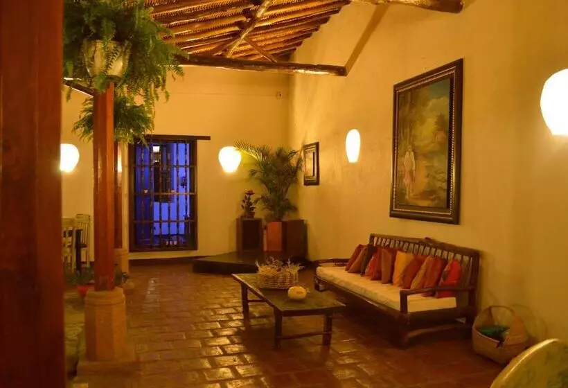 Aamiaismajoitus (B&B) Casa Claustro De Zapatoca