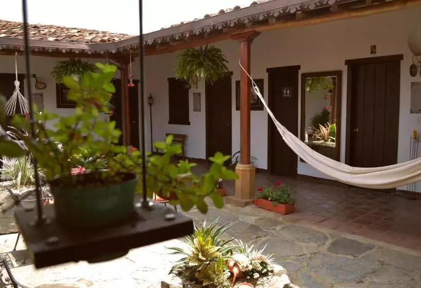 Aamiaismajoitus (B&B) Casa Claustro De Zapatoca