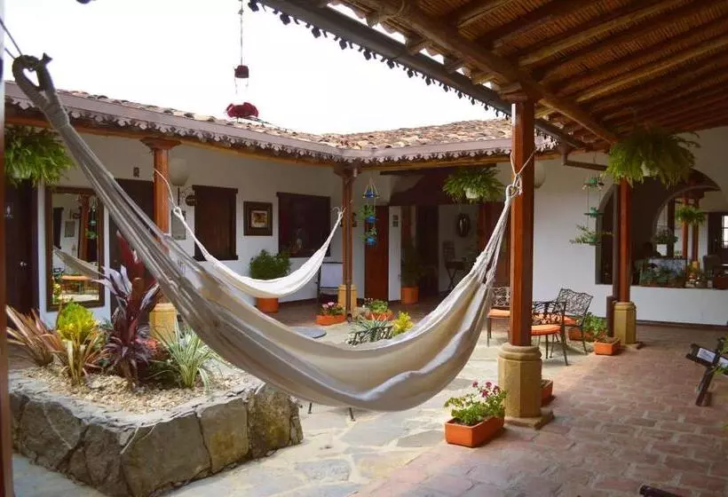 Aamiaismajoitus (B&B) Casa Claustro De Zapatoca