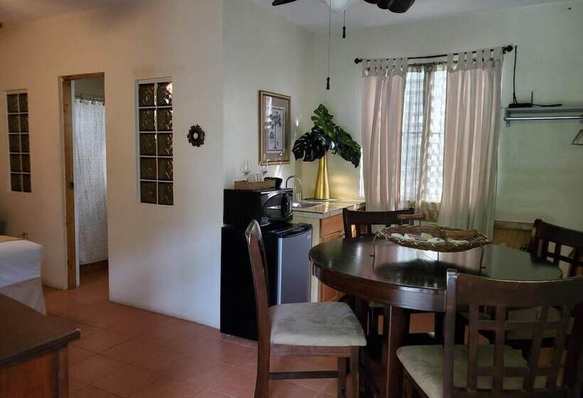 تختخواب و صبحانه Casa De Tortuga