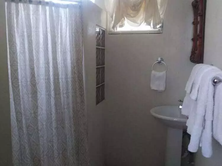 تختخواب و صبحانه Casa De Tortuga