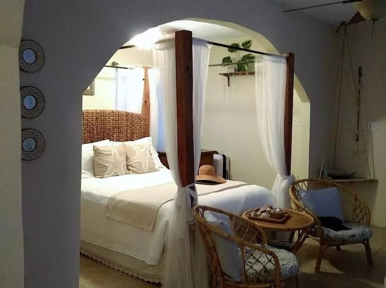 تختخواب و صبحانه Casa De Tortuga