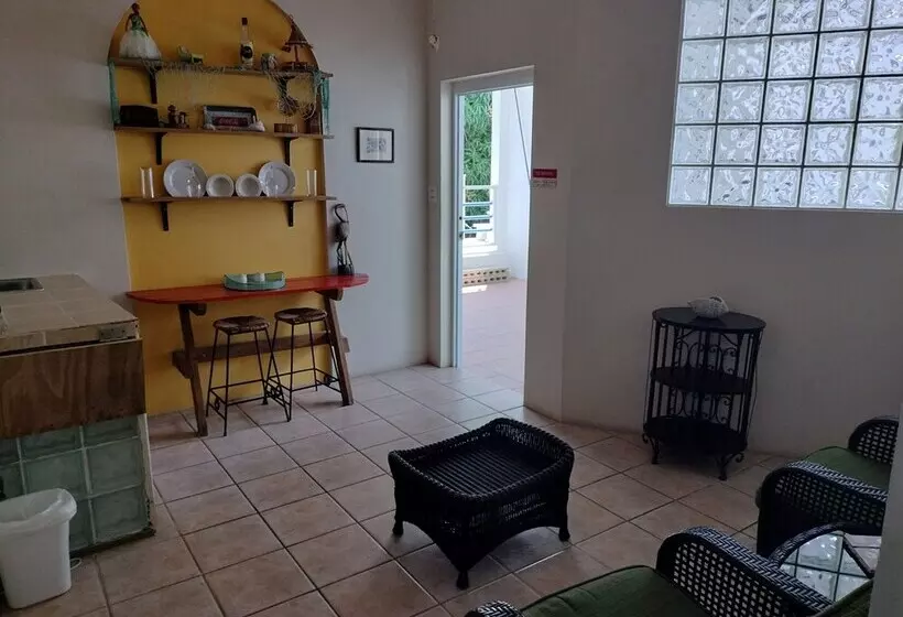 تختخواب و صبحانه Casa De Tortuga