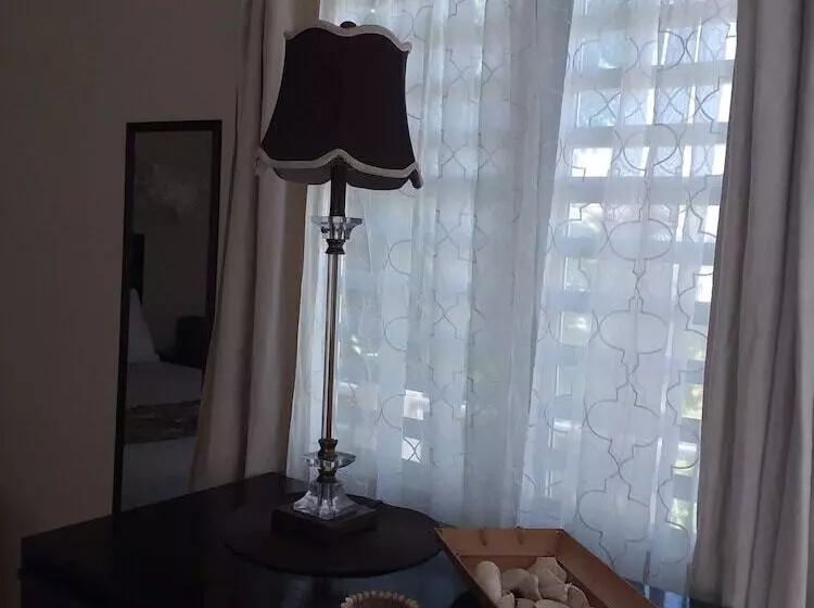 تختخواب و صبحانه Casa De Tortuga