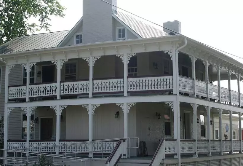 Aamiaismajoitus (B&B) Hopkins Ordinary Bed, Breakfast And Ale Works