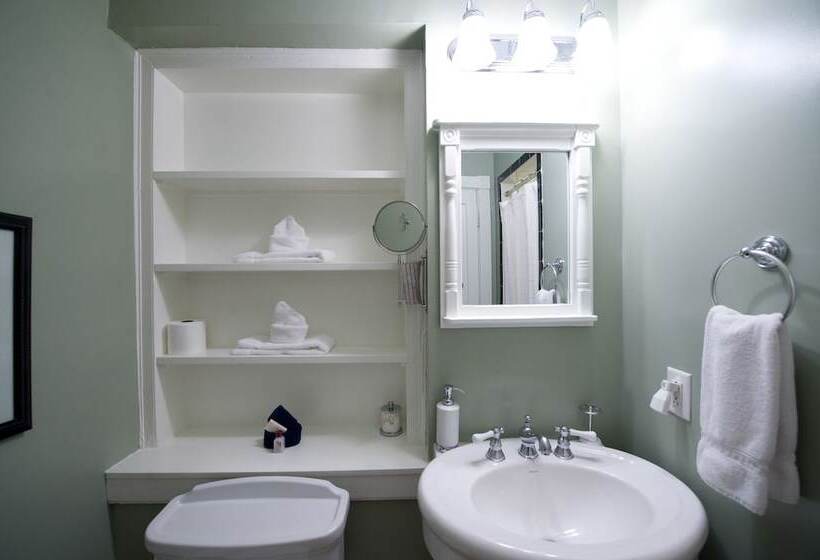 צימר Hopkins Ordinary Bed, Breakfast And Ale Works