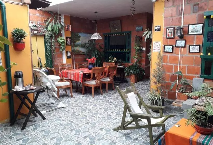 Hotel Hosteria Los Cristales