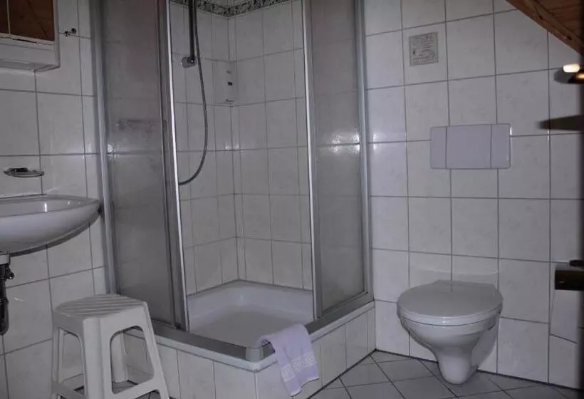 Majatalo Landgasthof Rademacher