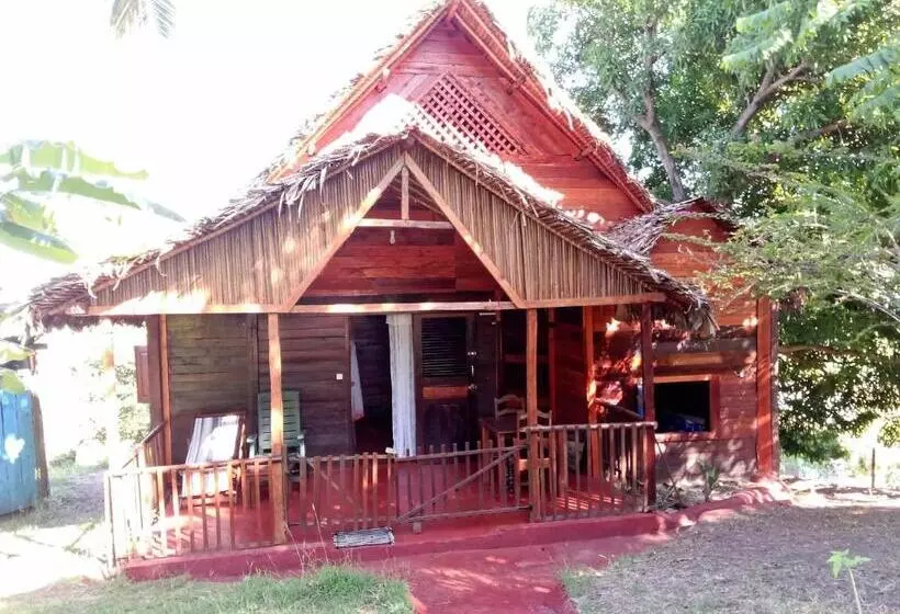 پانسیون Les Chalets De Melinda