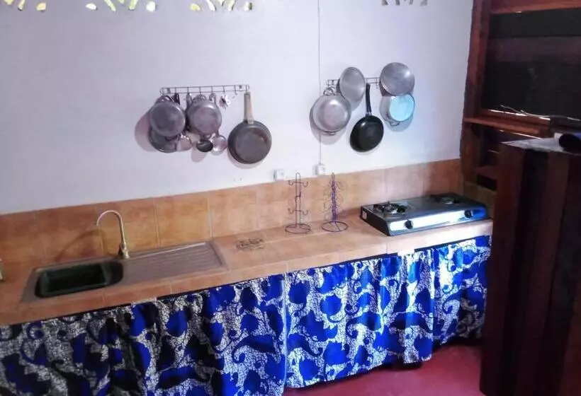 پانسیون Les Chalets De Melinda