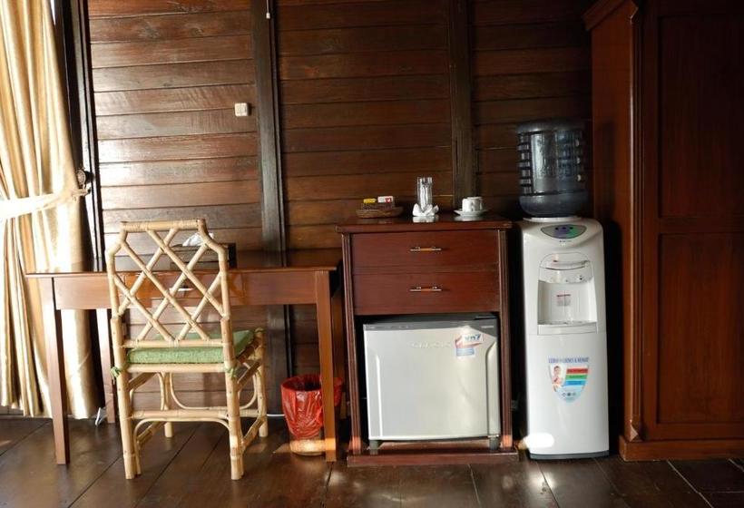 منتجع Froggies Divers Lembeh