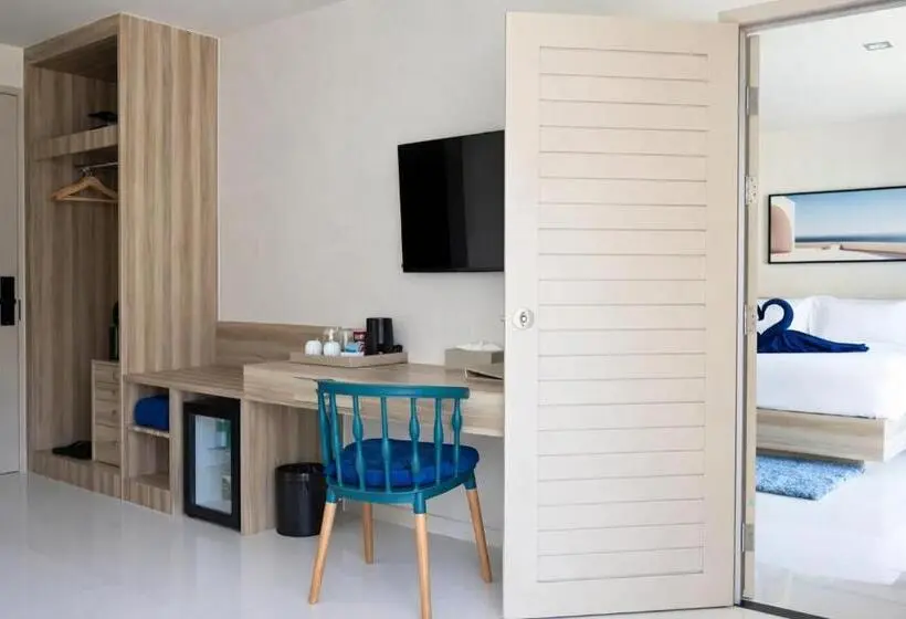 Hotelli Aqua Maya Phuket