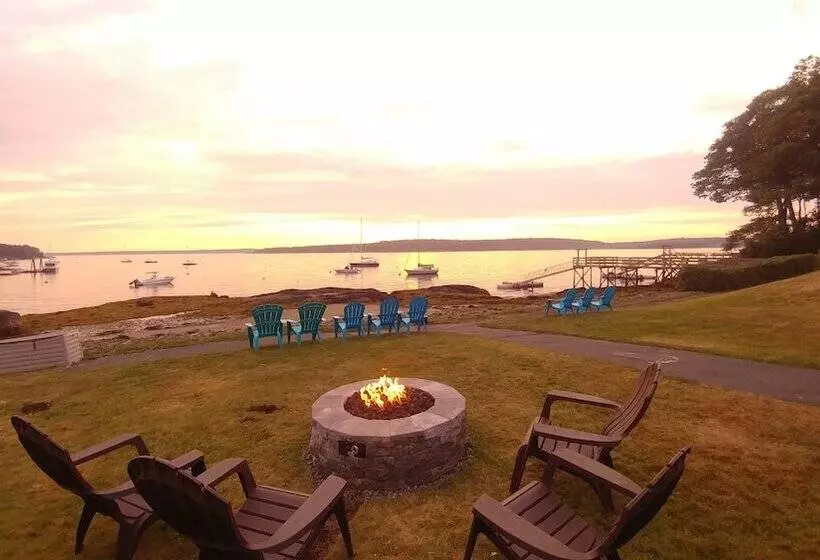 Retkeilymaja Smuggler S Cove Inn