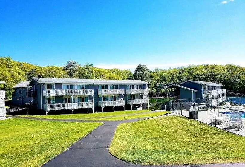 Retkeilymaja Smuggler S Cove Inn