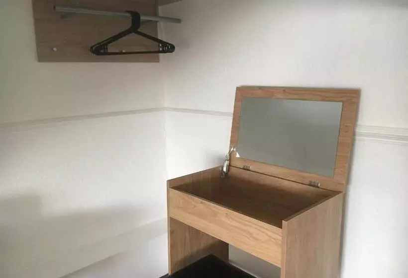 ユースホステル The Old Station