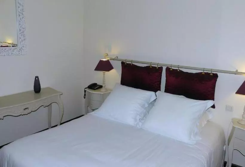 ベッドアンドブレックファースト Le Pave D Hotes