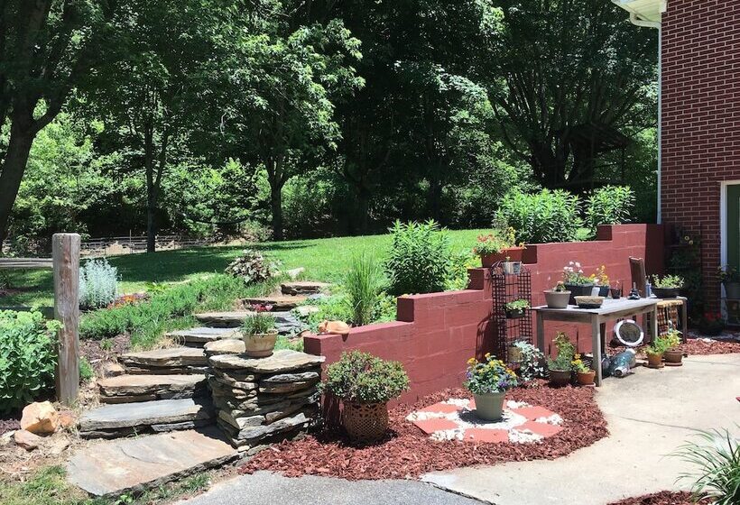 The Ashe Farm Bed & Breakfast