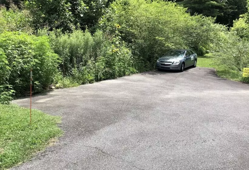 The Ashe Farm Bed & Breakfast