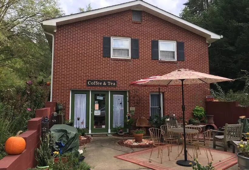 The Ashe Farm Bed & Breakfast