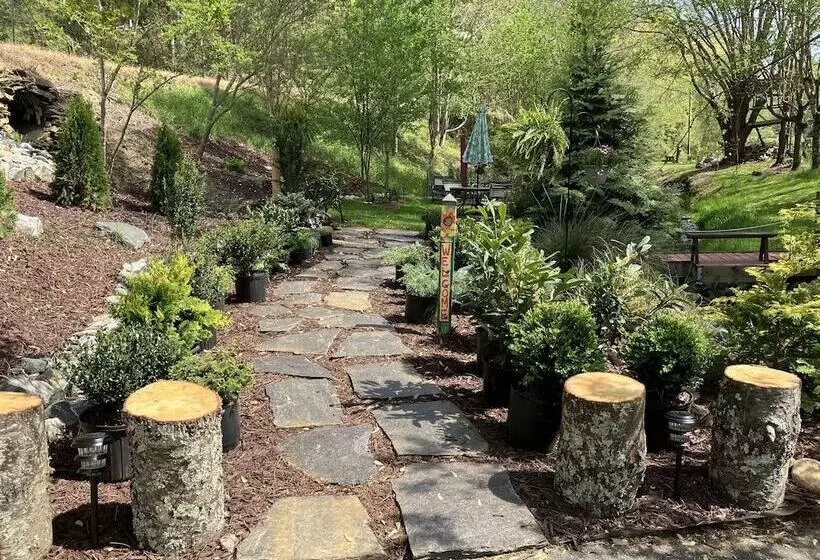 The Ashe Farm Bed & Breakfast