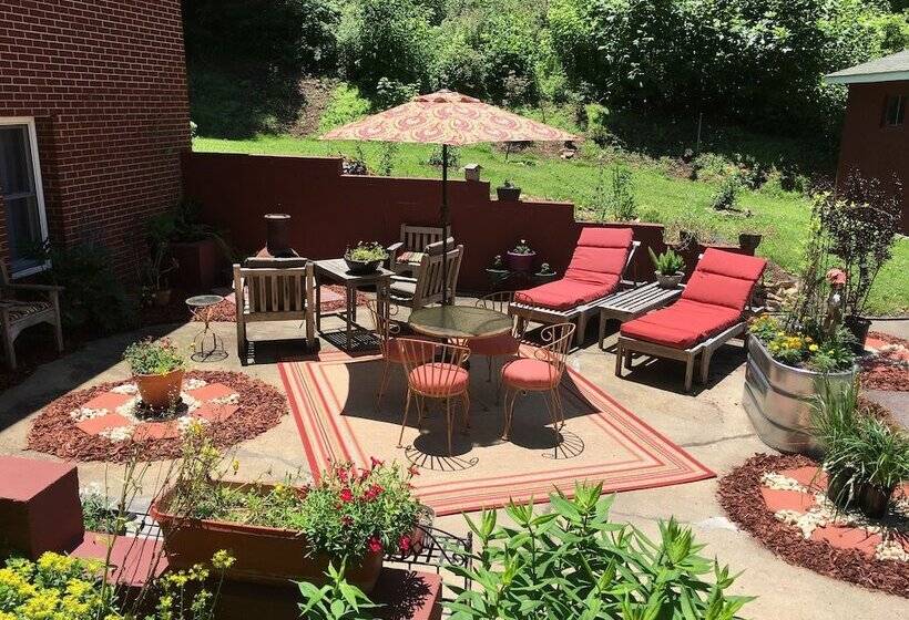 The Ashe Farm Bed & Breakfast